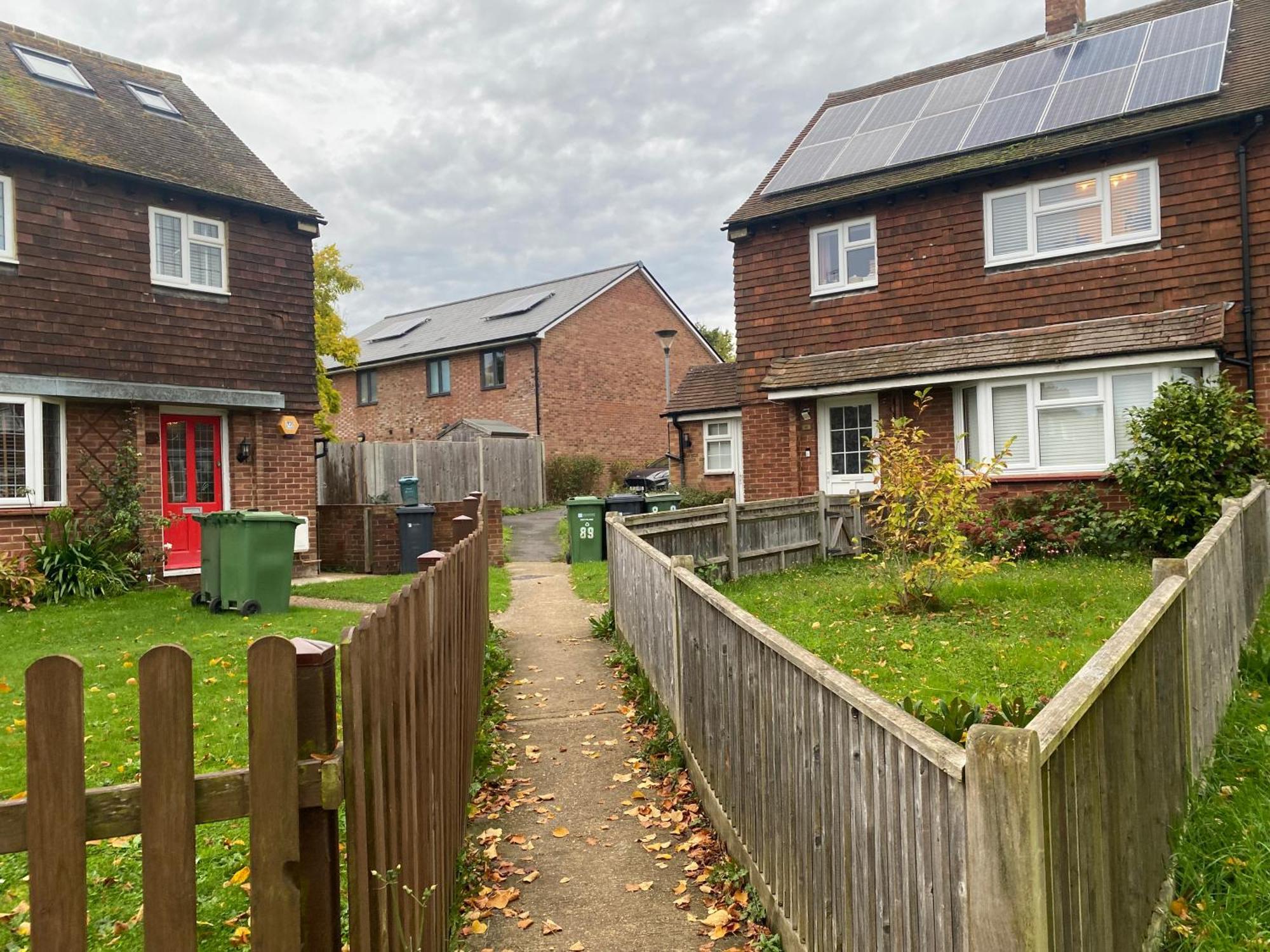 Cosy Apartment With Private Access And Kitchenette In Guildford (Adults Only) Worplesdon Экстерьер фото